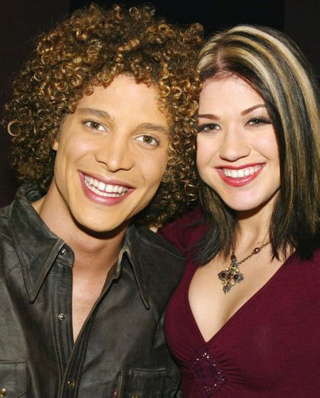 Justin Guarini and his ex-girlfriend, Kelly Clarkson.